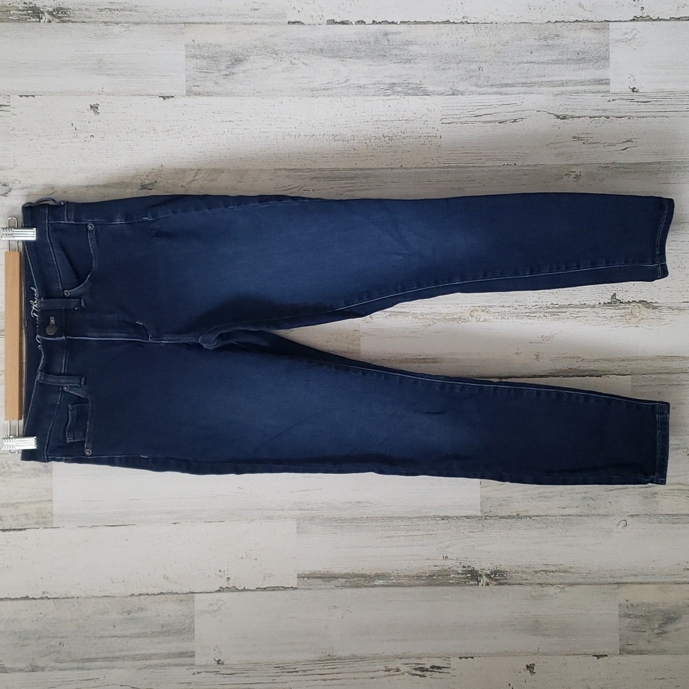 Universal Thread high rise skinny dark wash denim blue jeans Size 6/28R - Picture 1 of 9